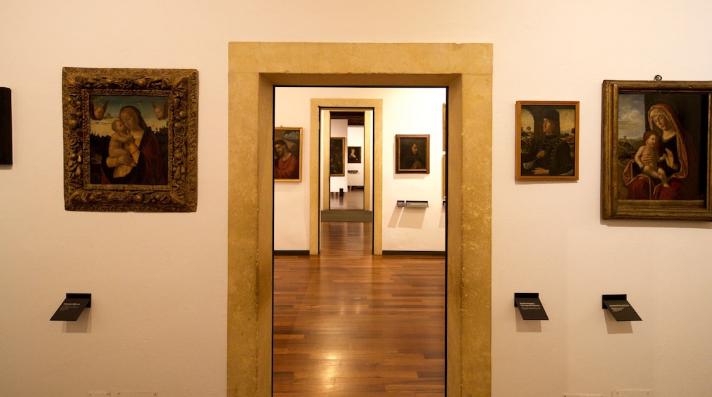 Eremitani Town Museums which includes interior views, religious elements and art