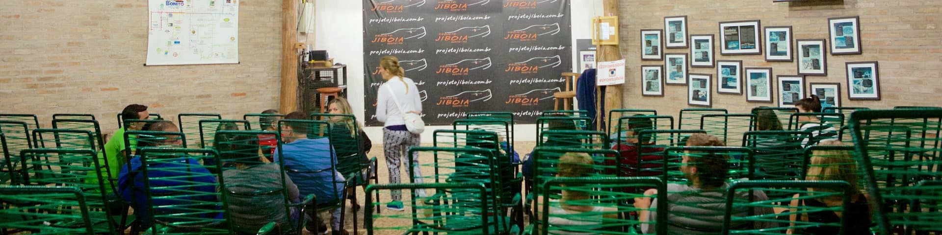 Jiboia Project which includes interior views