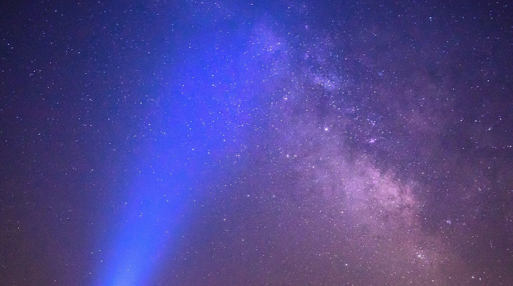 One of the best ways to explore locally, is not only to be out during the day but to be out at night and experiance the world around you when it you cant see all the details infront of you...sometimes its best to go to the dark places to see true beauty that is right in front of you! #likealocal