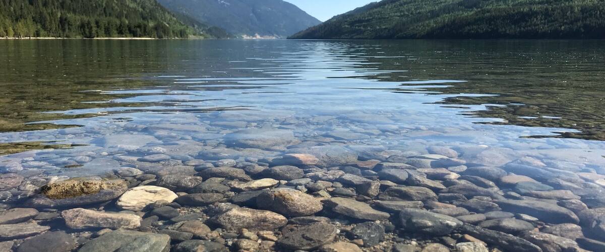 Perfect Spot vor Camping. It was so great to wake up in the Morning and you have these great view.
