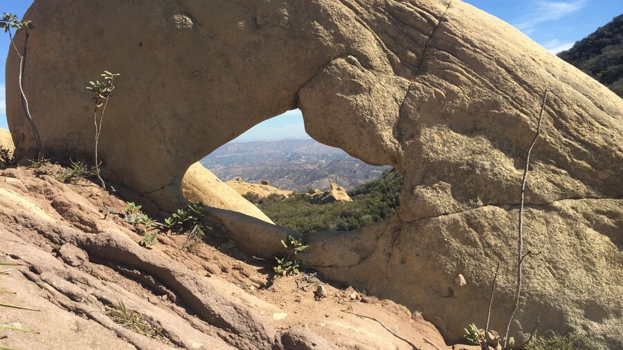 cool rock formations that are amazing to see. Best to go during the week, as it is not so busy, but if weekend is the only time, then go early or late. Very busy :-)