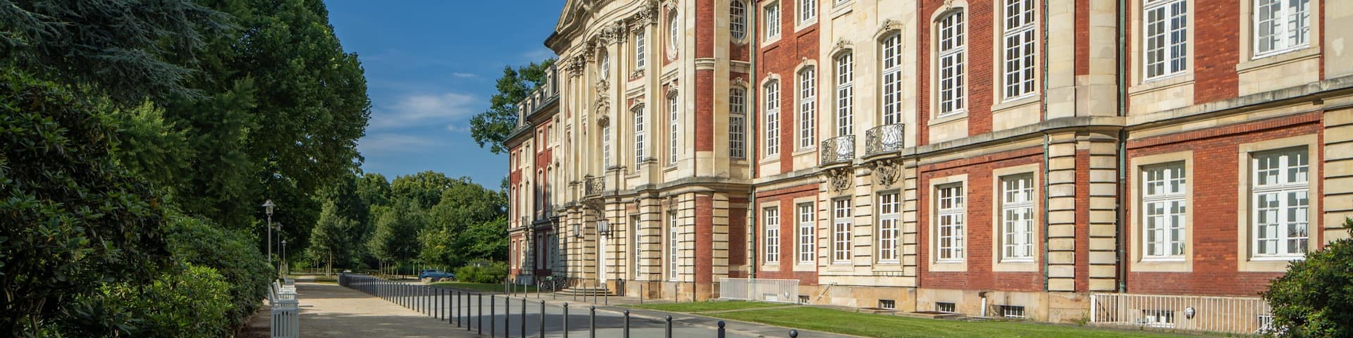 Münster Castle featuring chateau or palace and heritage architecture