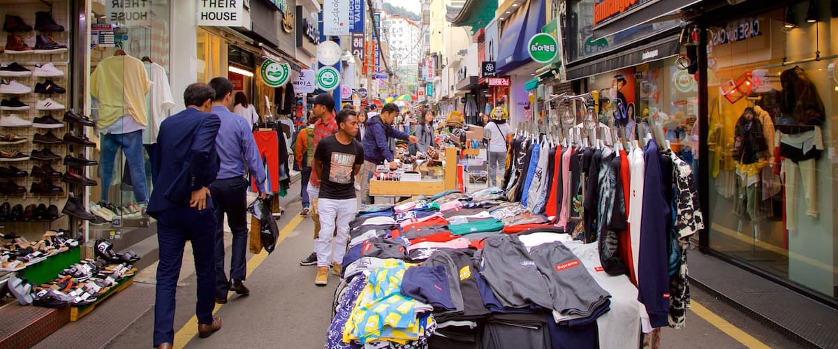 Mercado Gukje mostrando mercados, una ciudad y compras