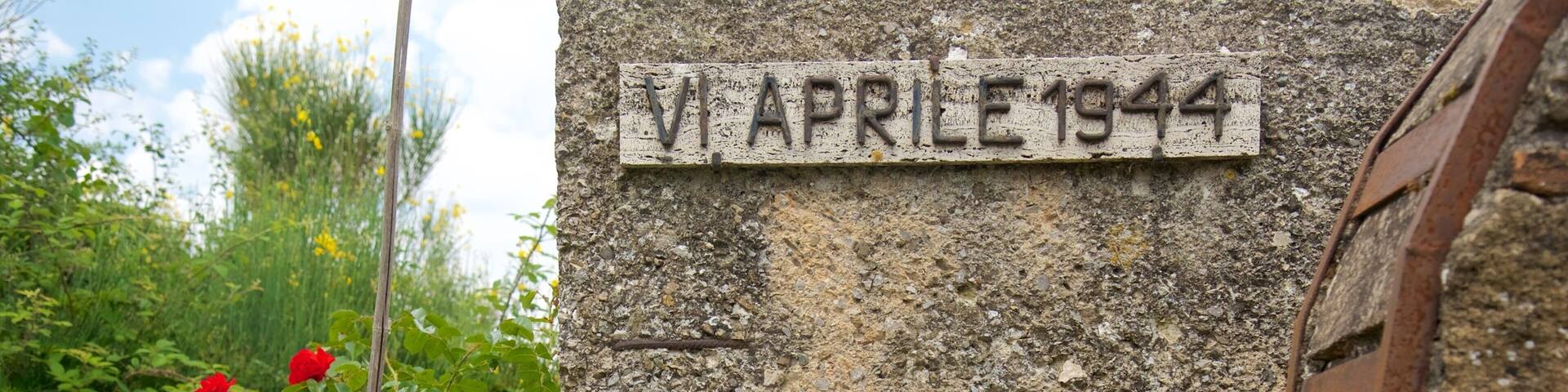 Monticchiello which includes signage