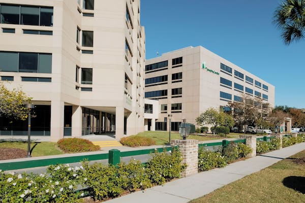 Savannah_CandlerHospital_6285860_01