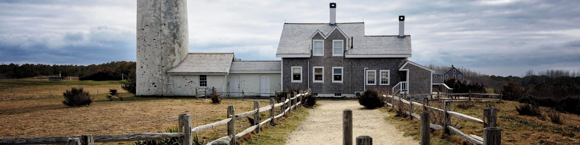 Highland Light:
This is a beautiful and historic place; the lighthouse and attached structures are very well preserve. The surroundings are gorgeous too and, if you arrive between noon and 3:30 pm you can climb the lighthouse tower and have a panoramic view of the place. Site is easily accessible by car.