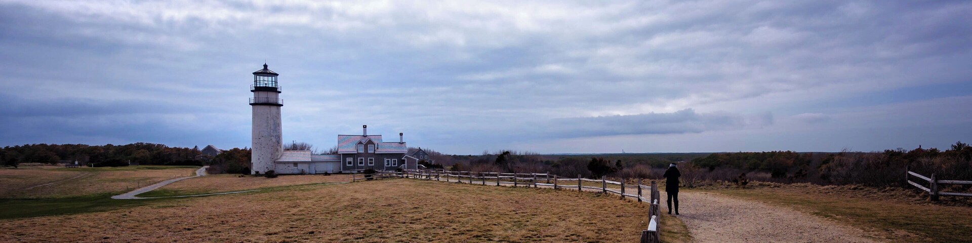 Beautiful place, the lighthouse and attached structures are very well preserve. The surroundings are gorgeous too and, if you arrive between noon and 3:30 pm you can climb the lighthouse tower and have a panoramic view of the place. Very recommended.