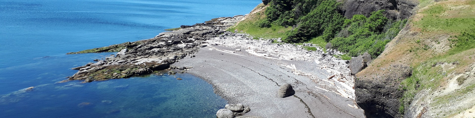 Helliwell.....a little piece of Heaven. A must see on Hornby #beautifulbc #pnwbeauty #hornbyisland