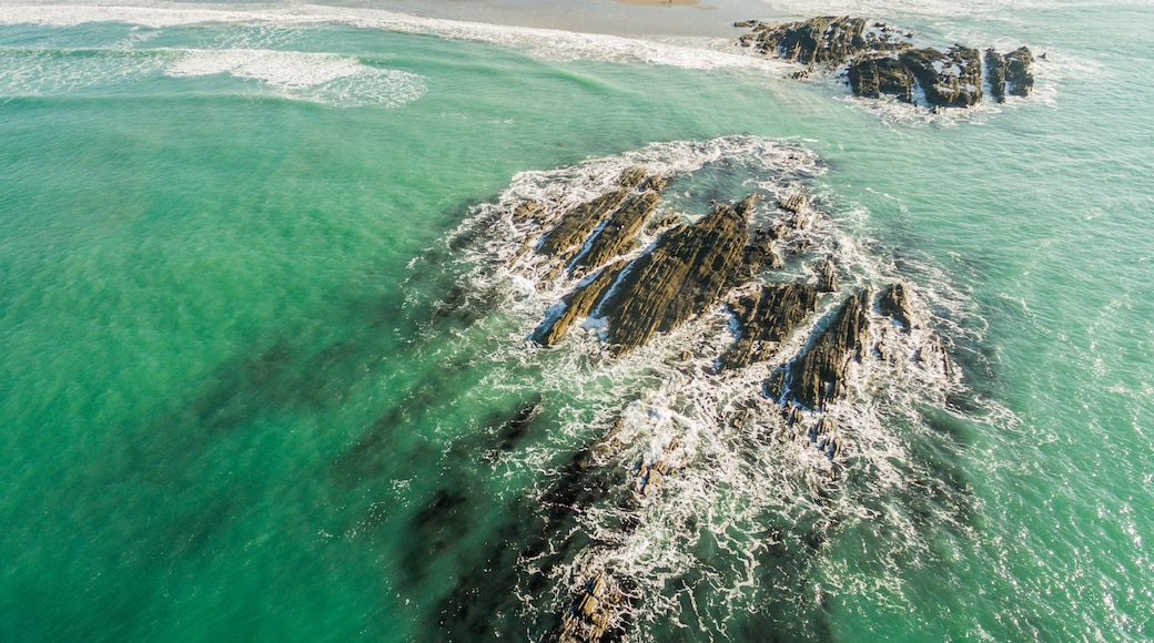 Rocks at Owenahincha Beach