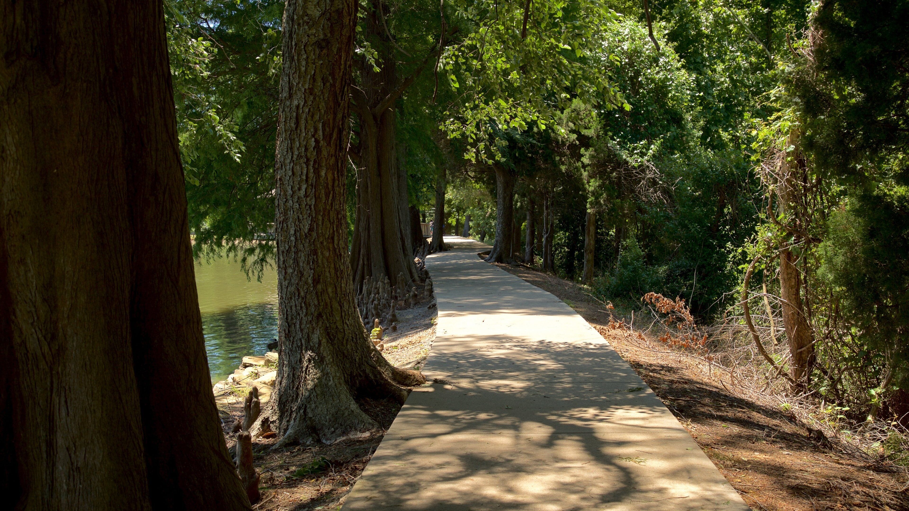 Honor Heights Park fasiliteter samt park