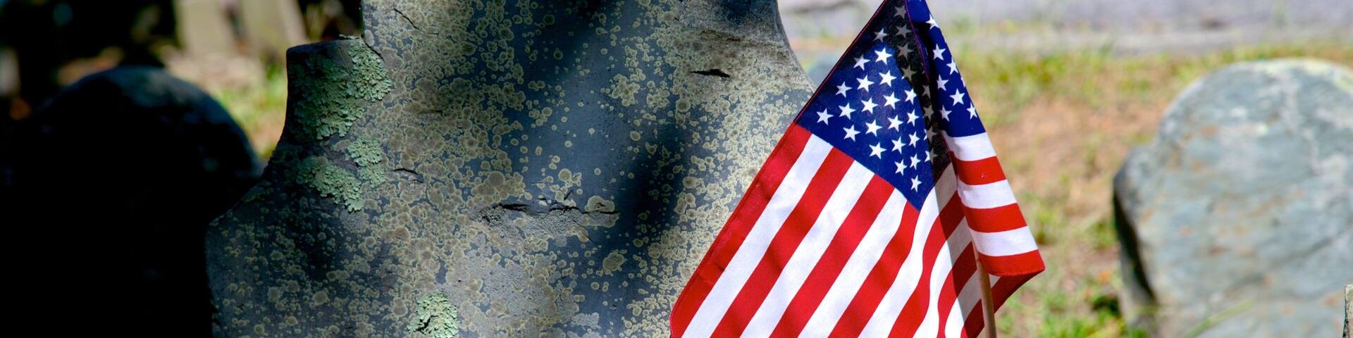 Burial Hill welches beinhaltet Friedhof