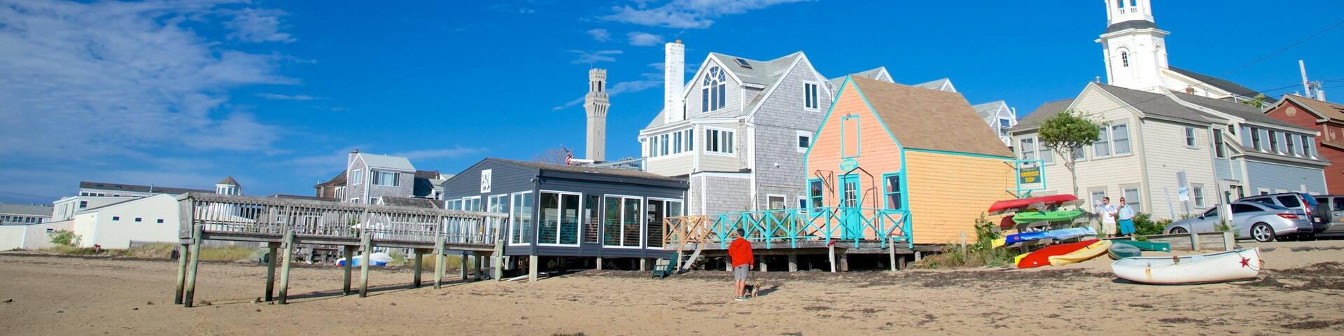 MacMillan Pier showing a beach and a coastal town