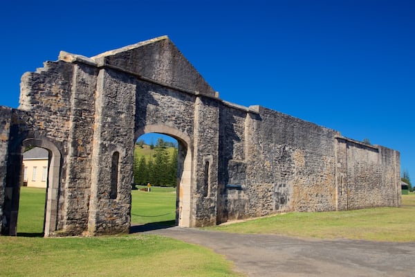 Kingston and Arthur\'s Vale Historic Area featuring heritage elements