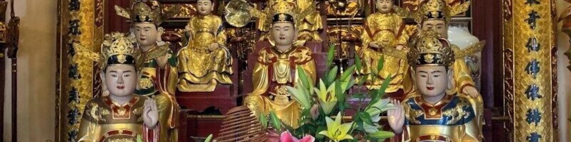 There are so many beautiful details in each buddha alters.
#travel #photography #history #vietnam #culture #beautifuldestinations