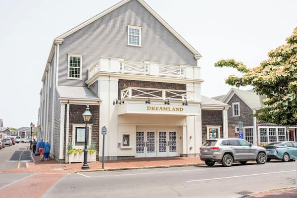Nantucket_DreamlandFilmandPerformingArtsCenter_6286880-2