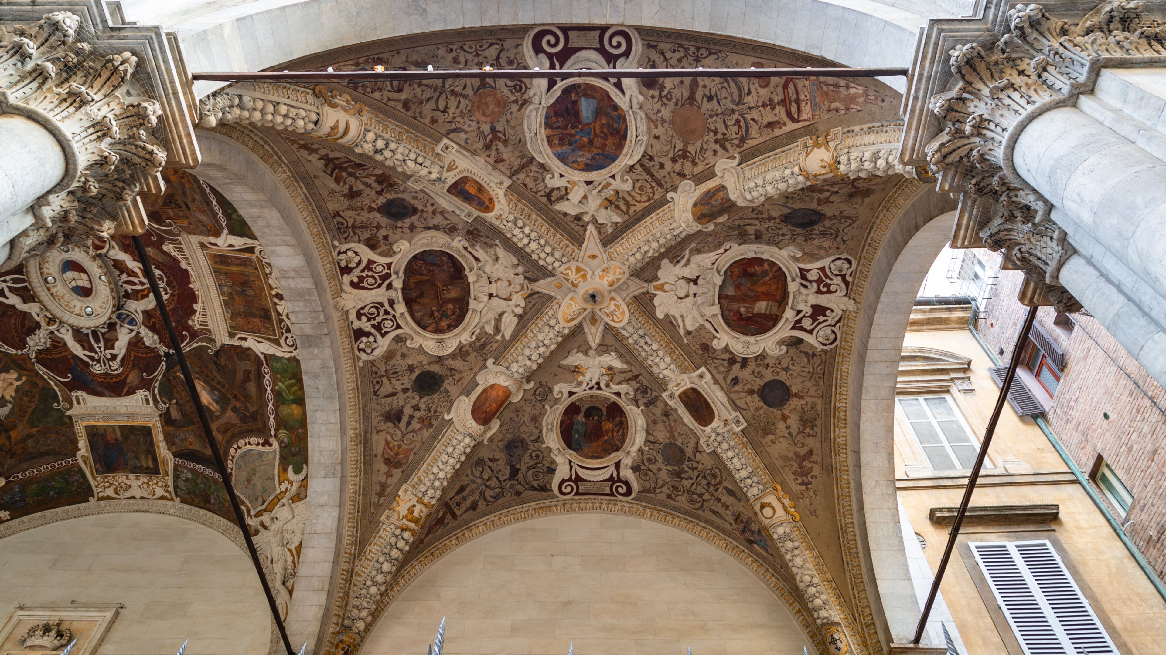 Loggia della Mercanzia showing interior views, heritage elements and a church or cathedral