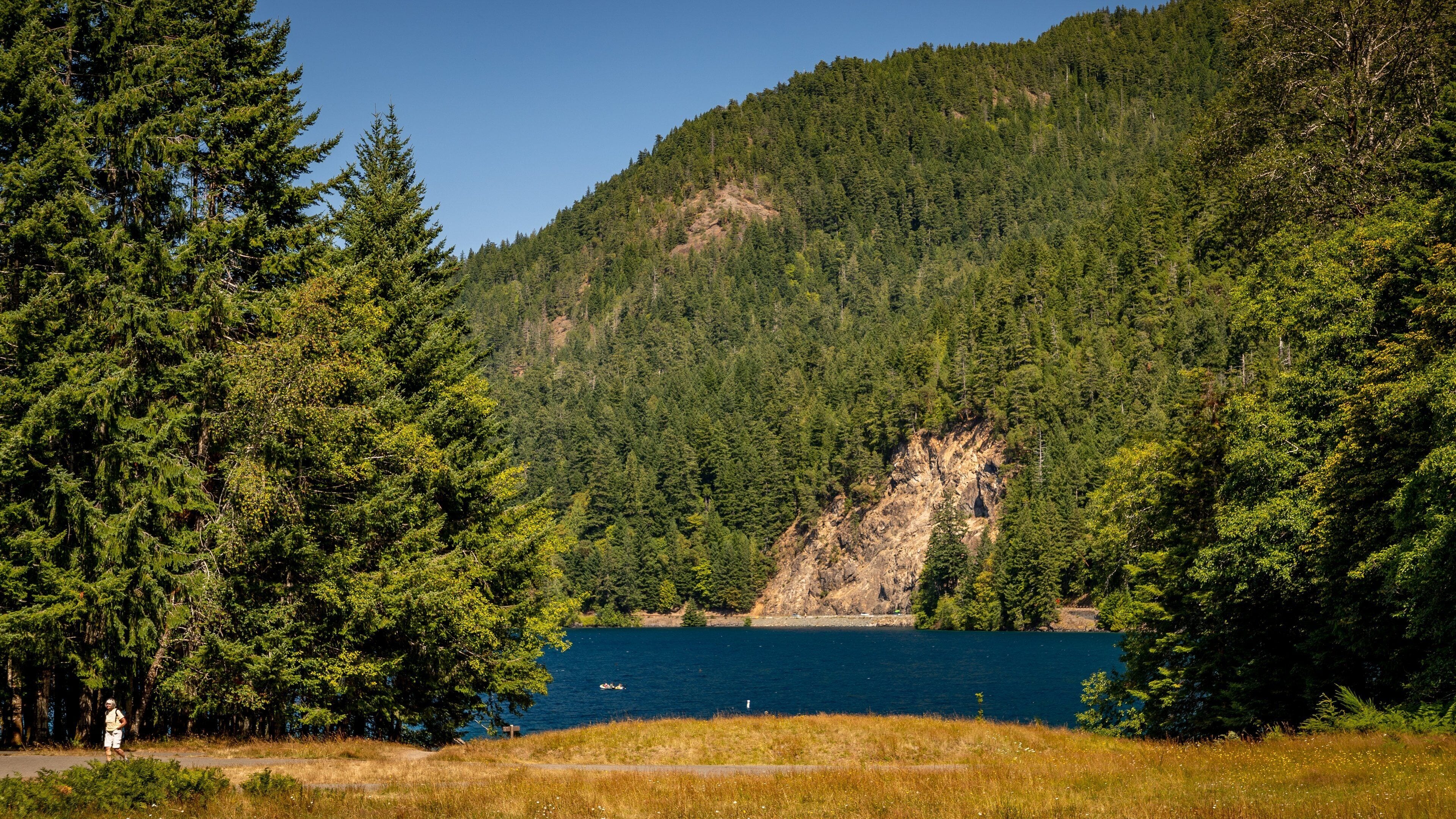 Crescent Beach which includes a lake or waterhole