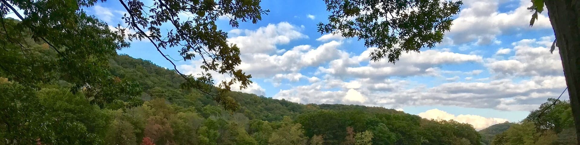 This isn’t what most people think of when they think of New Jersey but much of the state is like this. This lake and its little tributaries make for great fall kayaking.
#greatoutdoors
#yepitsjersey
Waterloo Village is a restored 19th-century canal town in Byram Township, Sussex County in northwestern New Jersey, United States. The community was approximately the half-way point in the roughly 102-mile trip along the Morris Canal, which ran from Jersey City to Phillipsburg, New Jersey