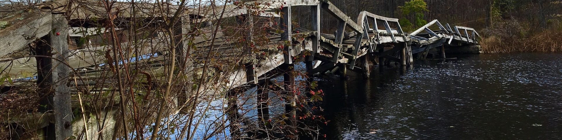 Waterloo Village, a national historic park and 19th century canal town adjacent to a Lenape village. Skip the bridge. October 2016. #yepitsjersey