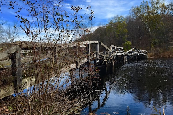 Waterloo Village, a national historic park and 19th century canal town adjacent to a Lenape village. Skip the bridge. October 2016. #yepitsjersey