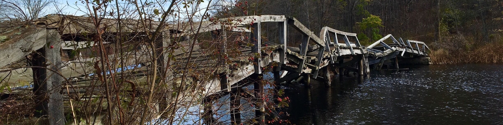 Waterloo Village, a national historic park and 19th century canal town adjacent to a Lenape village. Skip the bridge. October 2016. #yepitsjersey