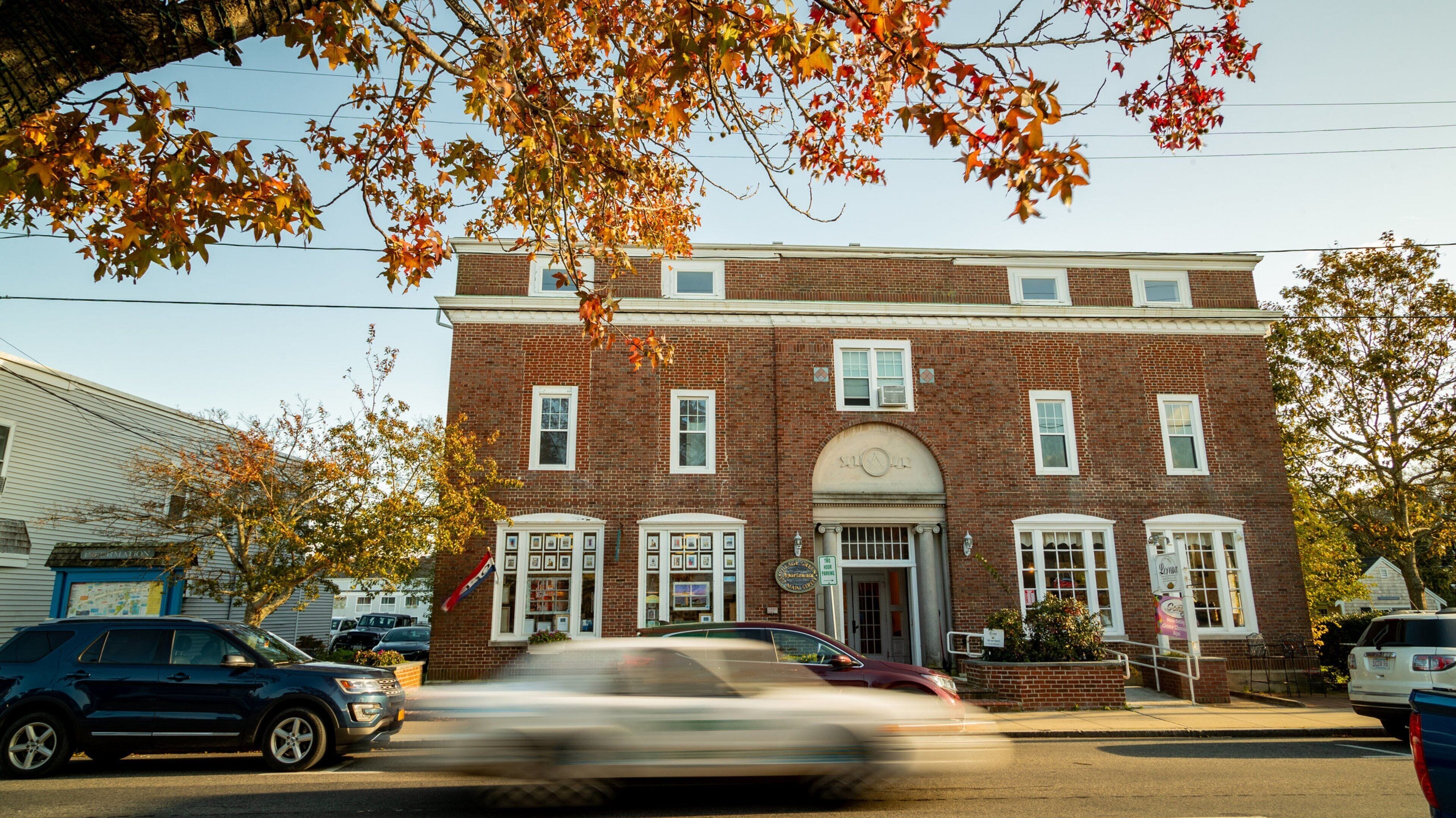 Hyannis showing heritage elements