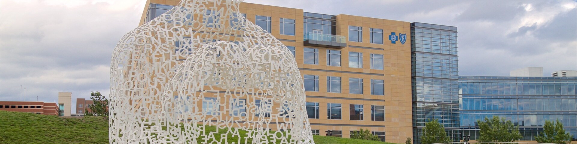 John and Mary Pappajohn Sculpture Park showing outdoor art and a garden