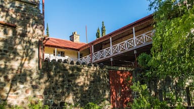 parte exterior trasera del antiguo hotel abandonado de Conchillas, Uruguay