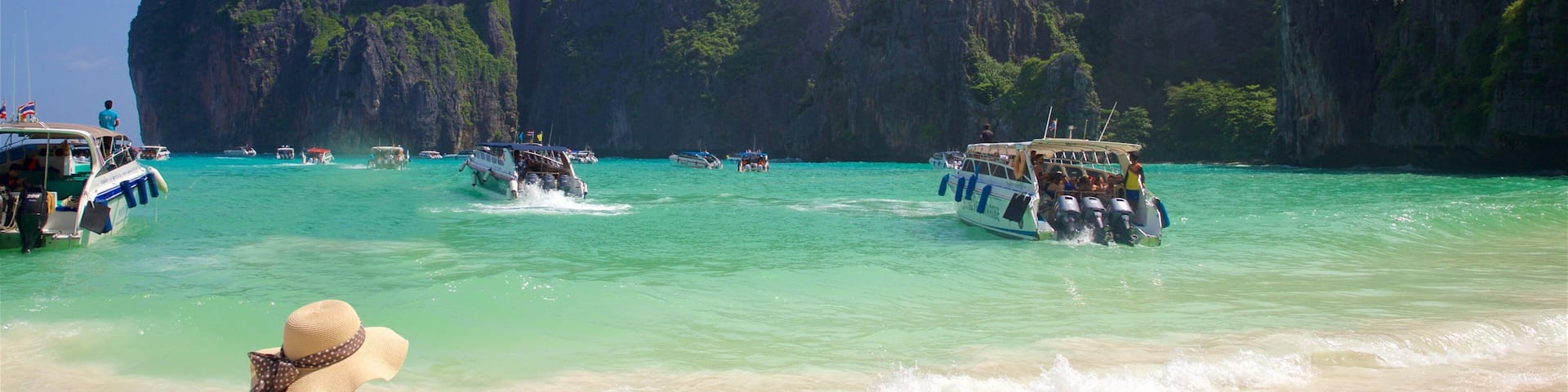Baía de Maya mostrando cenas tropicais, paisagens litorâneas e canoagem