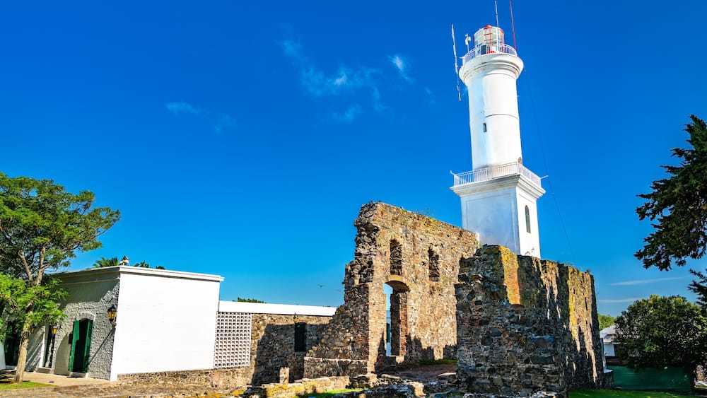 Faro de Colonia del Sacramento, a lighthouse in Uruguay