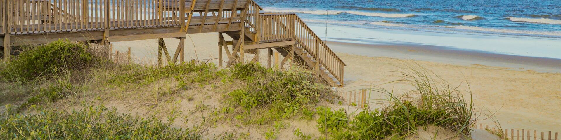 Litchfield Beach showing general coastal views and a beach