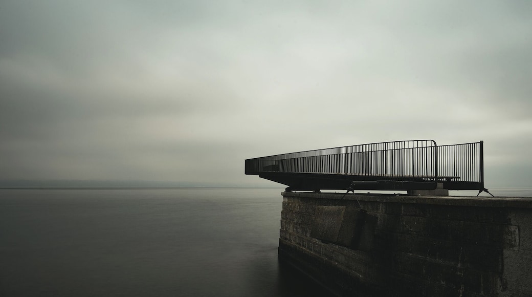 Another point of view of this bridge.