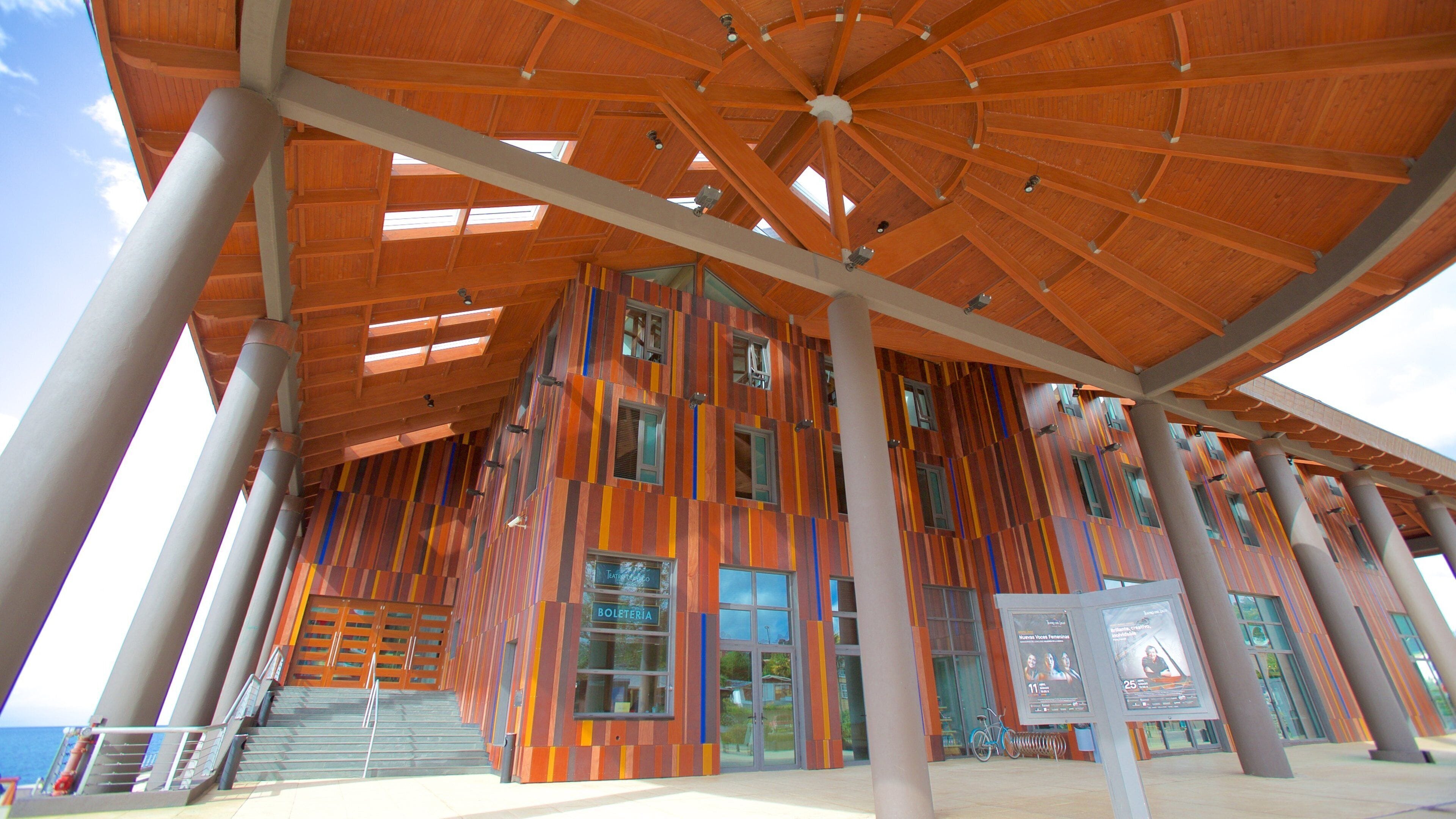 Teatro del Lago inclusief moderne architectuur