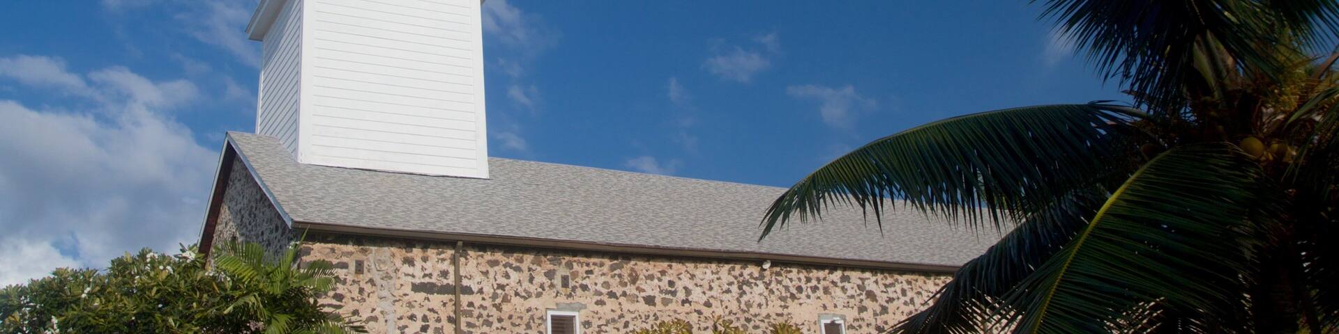 Mokuaikaua Church which includes a church or cathedral