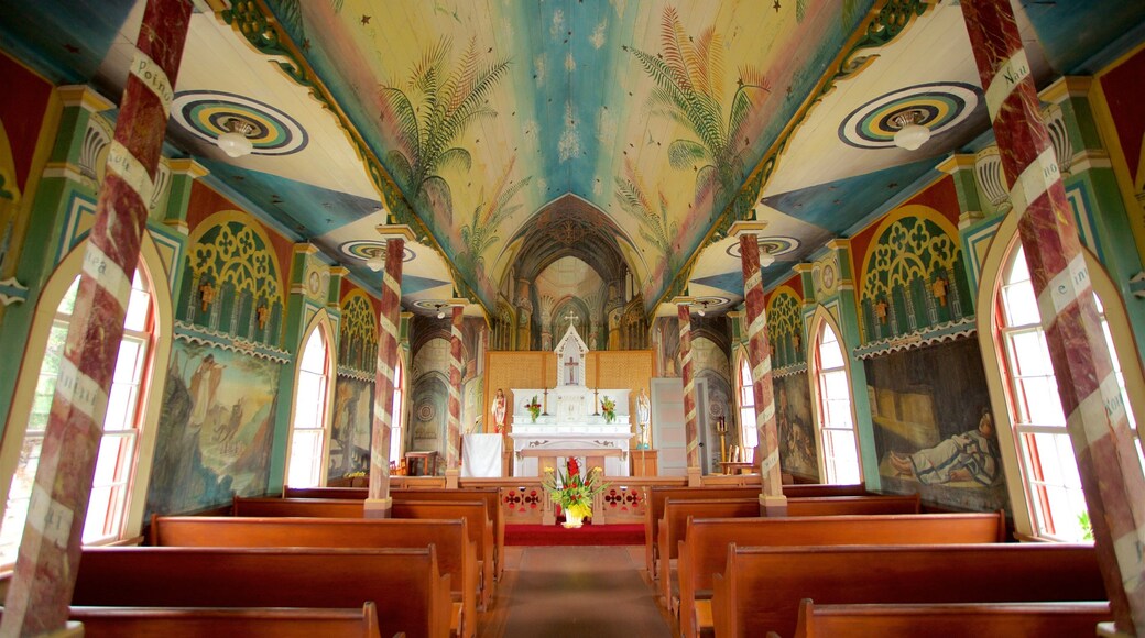 Iglesia Pintada ofreciendo vistas interiores, una iglesia o catedral y arte
