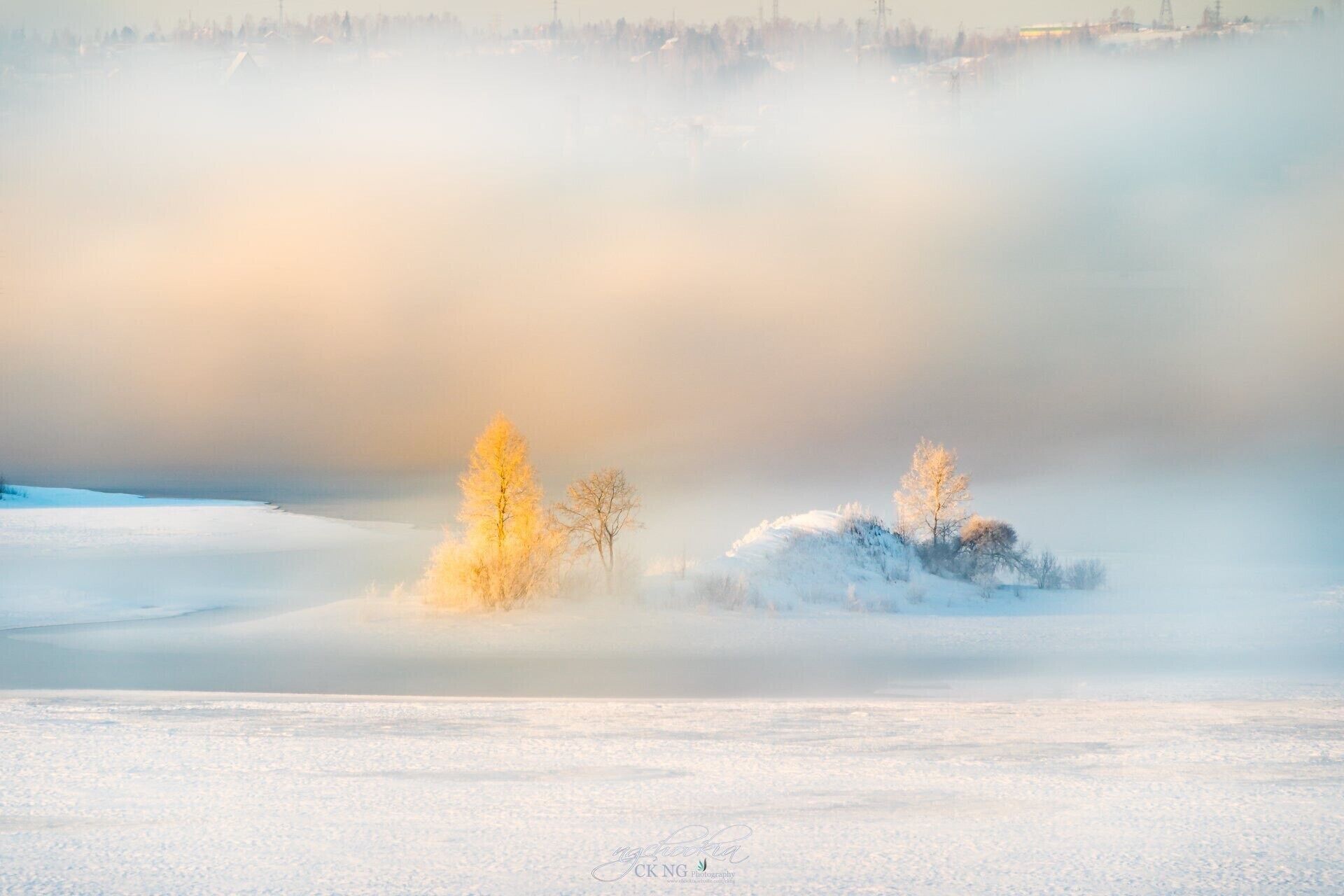 海市蜃楼 Fairyland II Irkutsk  Russia
每时每刻都要注意光线的变化，光就是摄影的艺术.