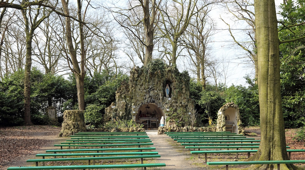 Westvleteren (municipality of Vleteren, Belgium): the Lourdes grotto near St Sixt's Abbey