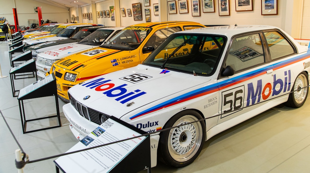 Bathurst featuring interior views