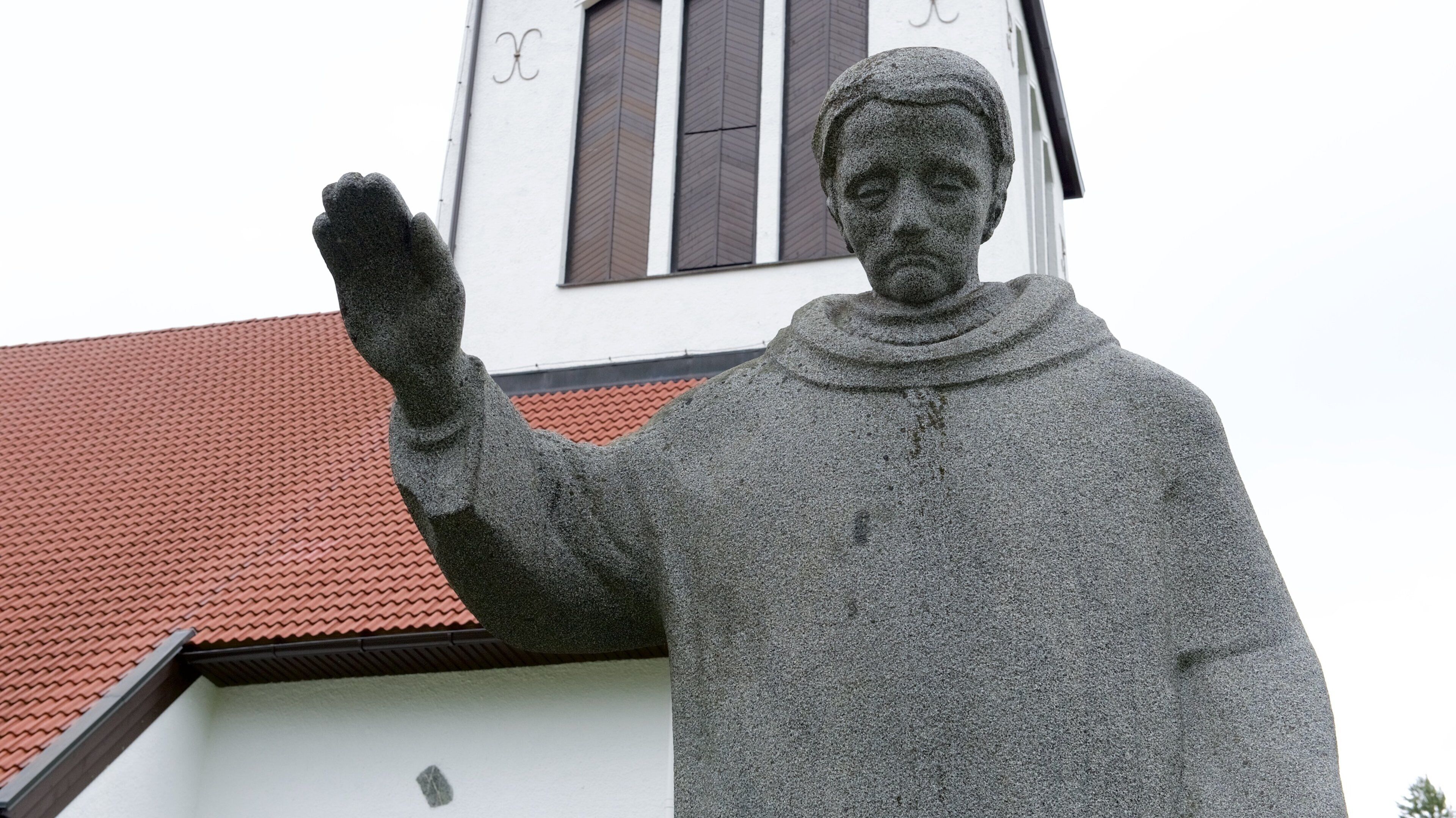 庫沙摩教堂 设有 教堂或大教堂, 雕像或雕塑 和 宗教方面