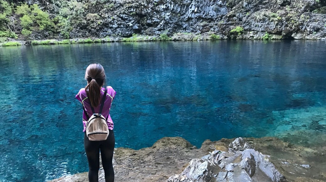 32 degree blue water