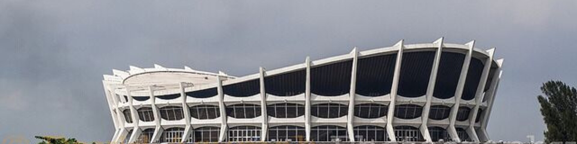 This edifice is one of Nigeria’s most culturally significant entertainment spots. The theatre although not well managed is however a beauty to behold, with its many rooms and halls as well as spacious and serene environment, this place is ideal for weekend visits and public holiday relaxation. The national arts theatre is located in Iganmu.
#Culture