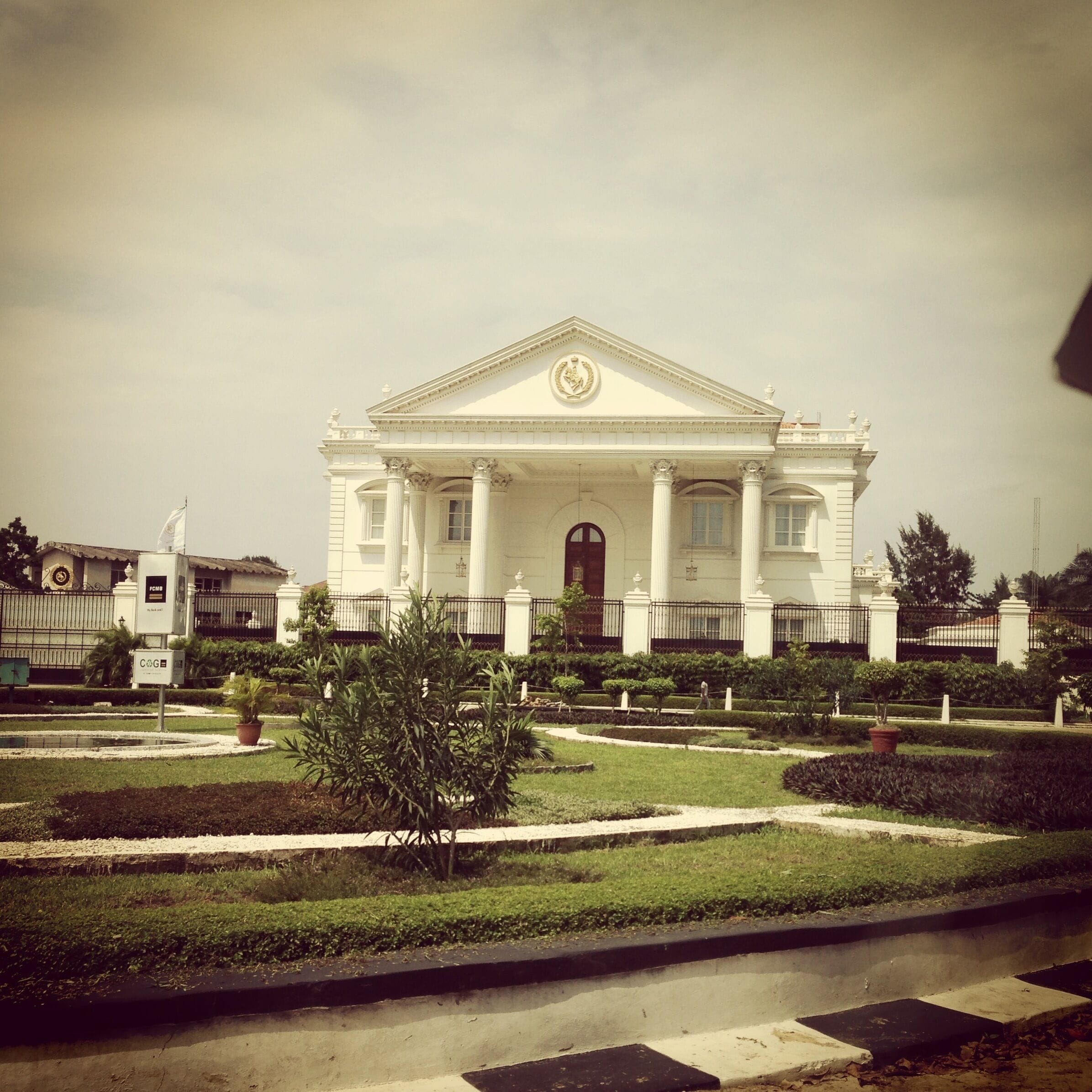 Somewhere near the FCMB round about in Lagos Island. Nigeria is beautiful