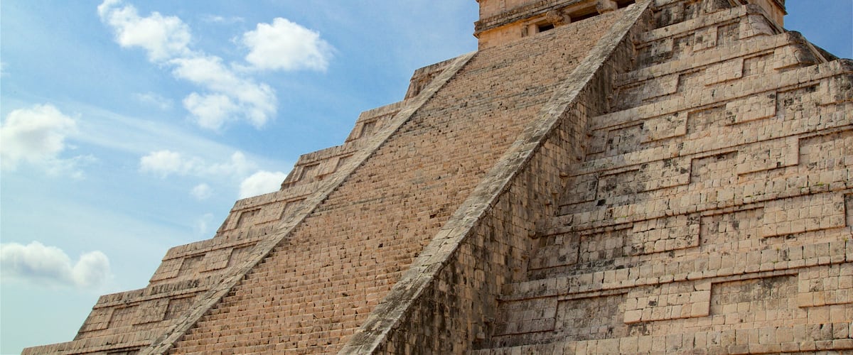 Pyramid of Kukulkan showing heritage architecture