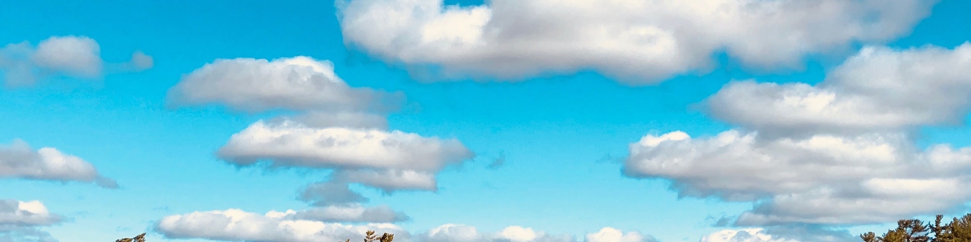 It’s a beautiful day on the water in Canada. The Cottage region is just beautiful.