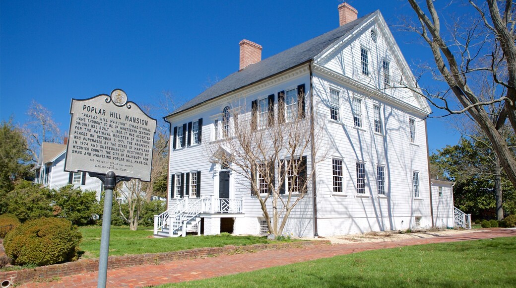 Poplar Hill Mansion showing a house, signage and heritage elements