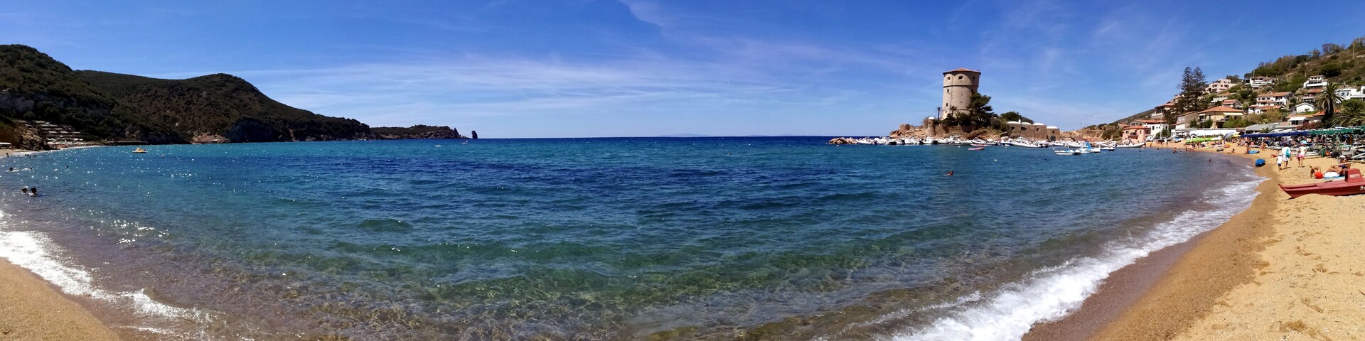 Isola del Giglio Campese beach