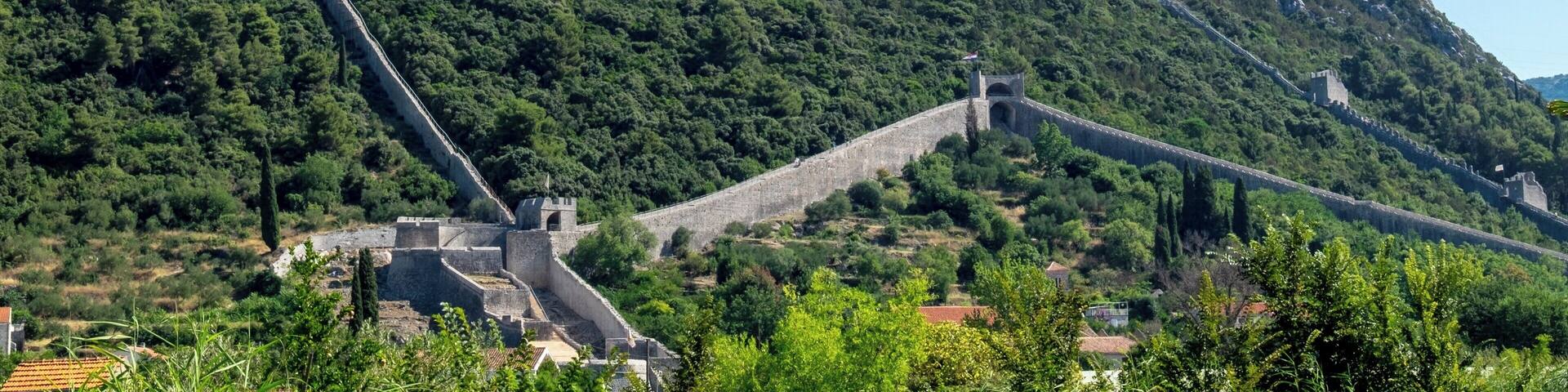 The Walls of Ston, originally more than 7 kilometres long, that surrounded and protected the city. Their construction was begun in 1358.
#ston #Croatia #croatialife #croatianow #croatiatodo #igerscroatia #onlycroatia #visitcroatia #wonderlustcroatia #unlimitedcroatia #lovecroatia #croatia_instagram #croatia_photography #igerscroatia #croatiancoast #croatialove #CroatiaFullOfLife #travelingram #instatraveling #travelphotography #travel #travelgram #instagrammers #town #nature #mountain #walls #map_of_europe #WorldPlaces #PassionPassport