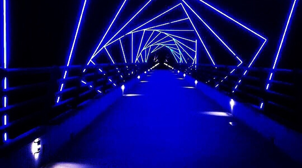 High Trestle Bridge that runs over the Des Moines River