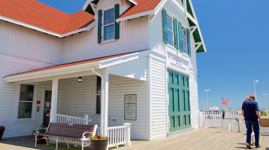Ocean City Life-Saving Station Museum cũng như nhóm nhỏ