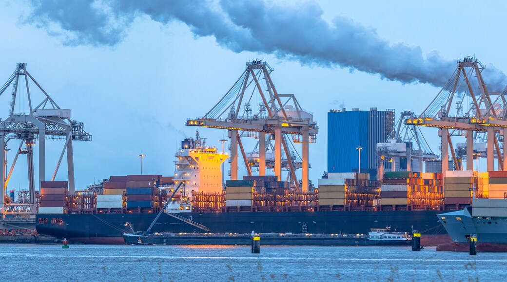 Container ships loading at Europoort tweede maasvlakte harbor
